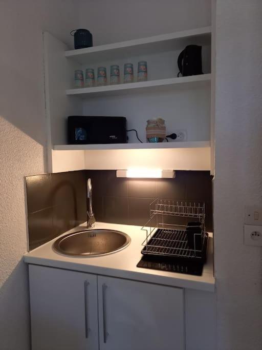 Location Dans Residence Calme, Proche Mer Cavalaire-sur-Mer Exteriör bild