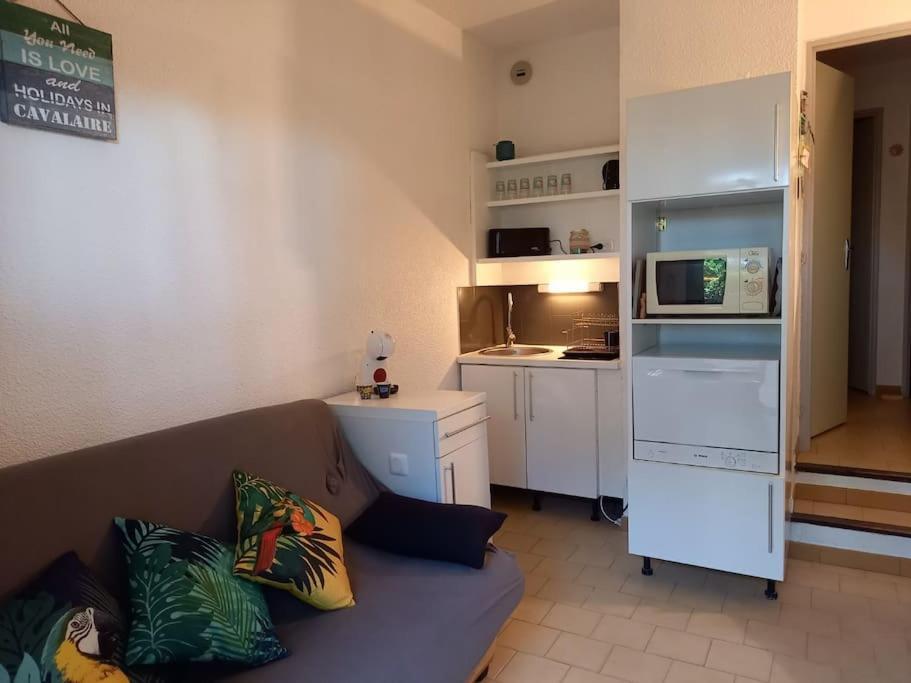 Location Dans Residence Calme, Proche Mer Cavalaire-sur-Mer Exteriör bild