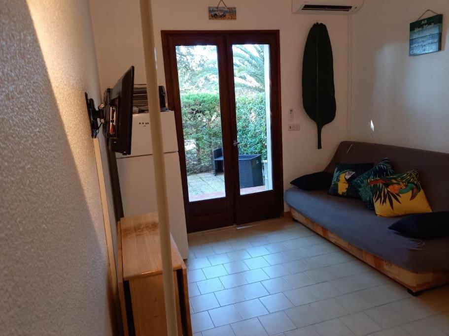 Location Dans Residence Calme, Proche Mer Cavalaire-sur-Mer Exteriör bild